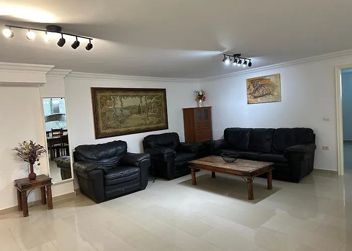 Two Bedroom In Bella Vista *